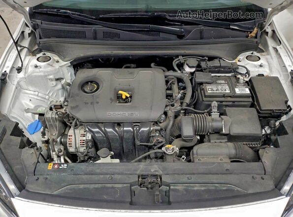 3KPF24AD1PE645044 2023 KIA FORTE White Vista interior trasera