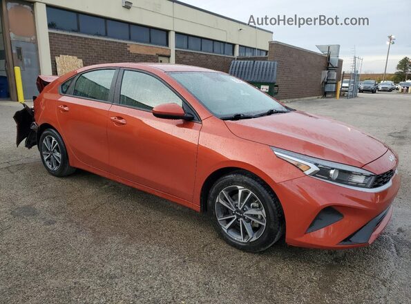 3KPF24AD1RE705567 2024 KIA FORTE Orange Przód prawy