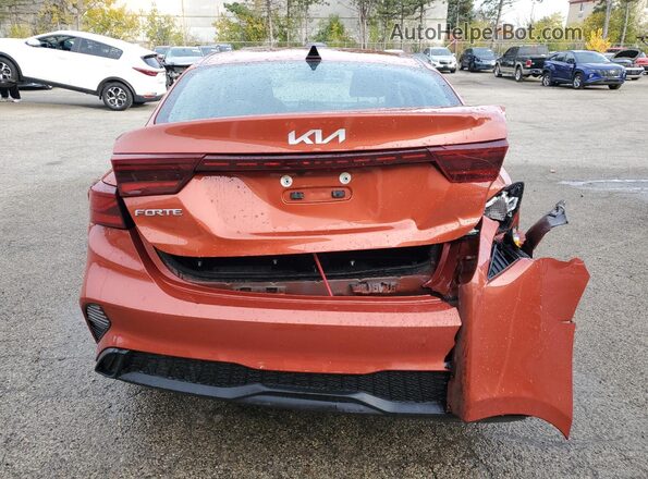 3KPF24AD1RE705567 2024 KIA FORTE Orange Widok z tyłu