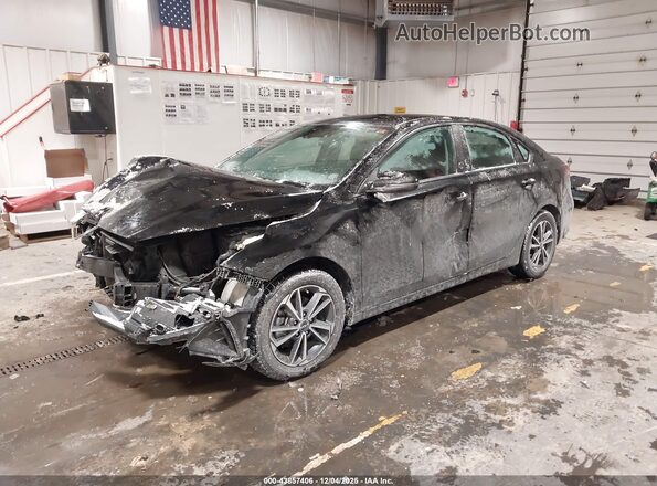 3KPF24AD2NE488637 2022 KIA FORTE Черный Передняя левая четверть