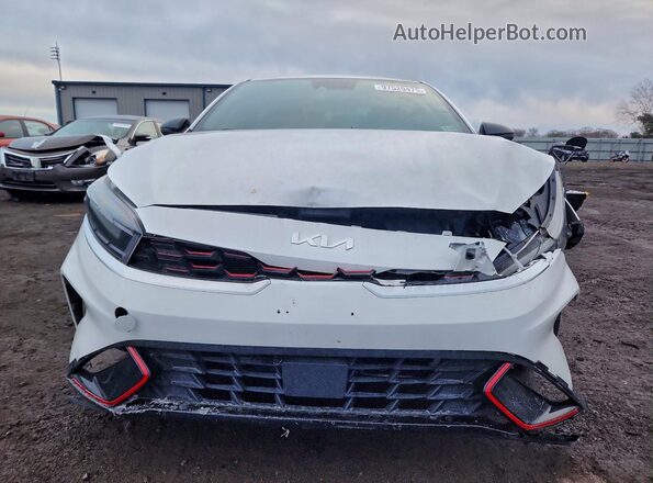 3KPF44AC6NE448353 2022 KIA FORTE White Դիմացի տեսք