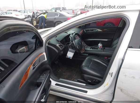 3LN6L2LU5GR626077 2016 LINCOLN MKZ HYBRID White Vista interior delantera