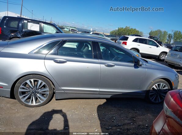 3LN6L5F95LR606771 2020 LINCOLN MKZ Silver უკანა სალონის ხედი