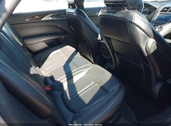 3LN6L5F95LR606771 2020 LINCOLN MKZ Silver VIN კოდის სტიკერის ხედი