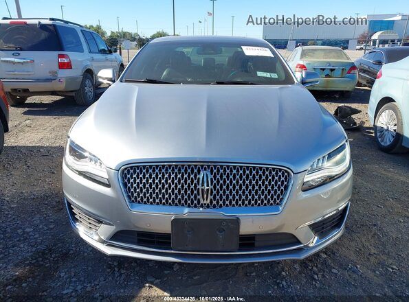 3LN6L5F95LR606771 2020 LINCOLN MKZ Silver ხელსაწყოთა პანელის ხედი