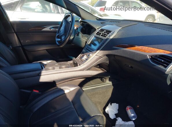 3LN6L5F95LR606771 2020 LINCOLN MKZ Silver წინა სალონის ხედი