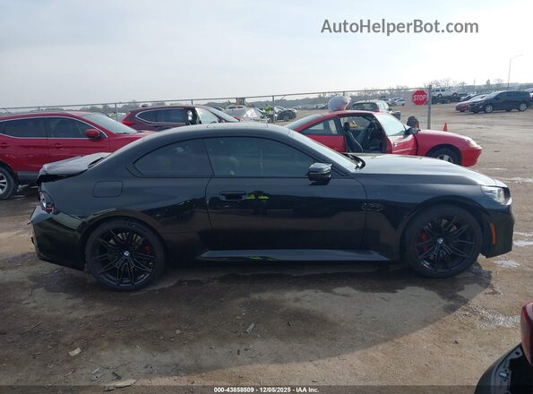 3MF13DM00R8D99389 2024 BMW M2 Black 