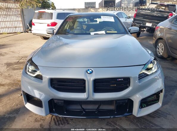 3MF13DM01P8D49033 2023 BMW M2 Серый Вид задней части салона