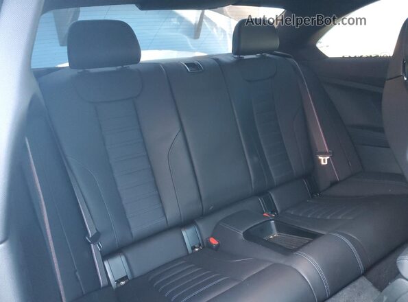 3MF23DM01S8E94568 2025 BMW M2 Blue Rear seats view