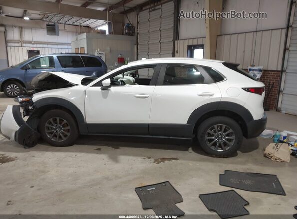 3MVDMAAL4MM215550 2021 MAZDA CX-30 White 