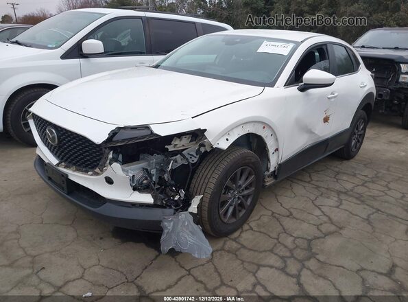 3MVDMAAL5MM256334 2021 MAZDA CX-30 White Front left