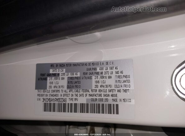 3MVDMBAMXRM653348 2024 MAZDA CX-30 White Engine compartment view