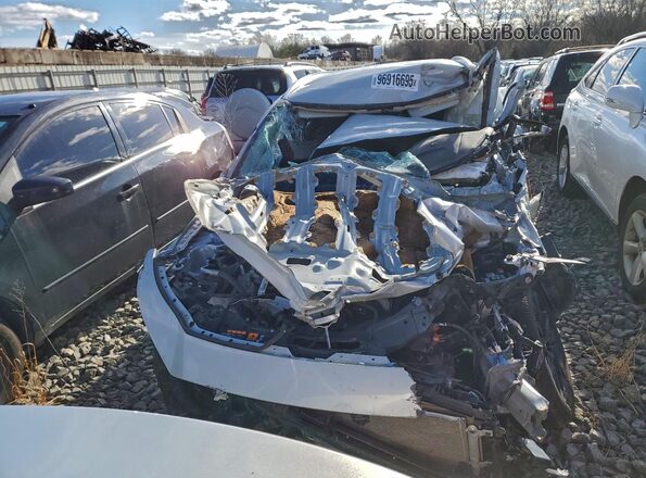 3MVDMBBM5RM692928 2024 MAZDA CX-30 Серебряный Вид спереди