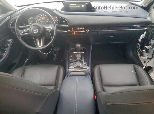 3MVDMBCL2MM210463 2021 MAZDA CX-30 White Dashboard view