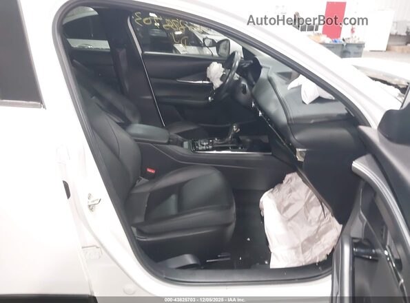 3MVDMBCL3NM416554 2022 MAZDA CX-30 White Vista interior delantera