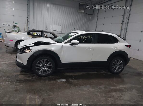 3MVDMBCL3NM416554 2022 MAZDA CX-30 White Vista interior de 360 grados