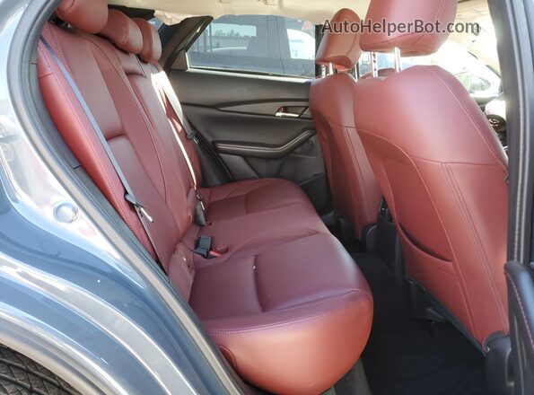 3MVDMBCM1RM681553 2024 MAZDA CX-30 Gray Widok tylnych siedzeń
