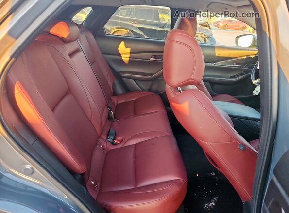 3MVDMBCM2PM556154 2023 MAZDA CX-30 Gray Вид задньої частини салону