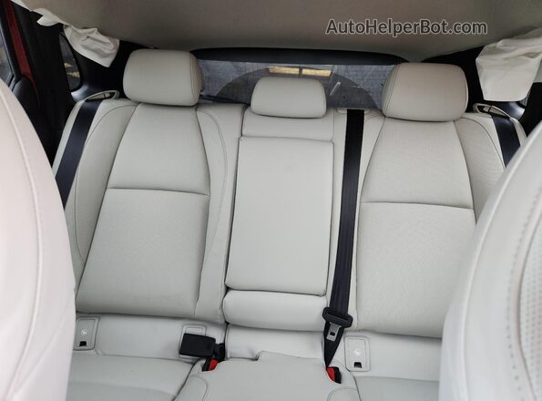 3MVDMBDM1RM640807 2024 MAZDA CX-30 Red Vista de los asientos traseros