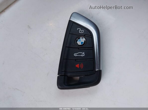 3MW23CM05P8D42942 2023 BMW 2 SERIES Black Vista del salpicadero