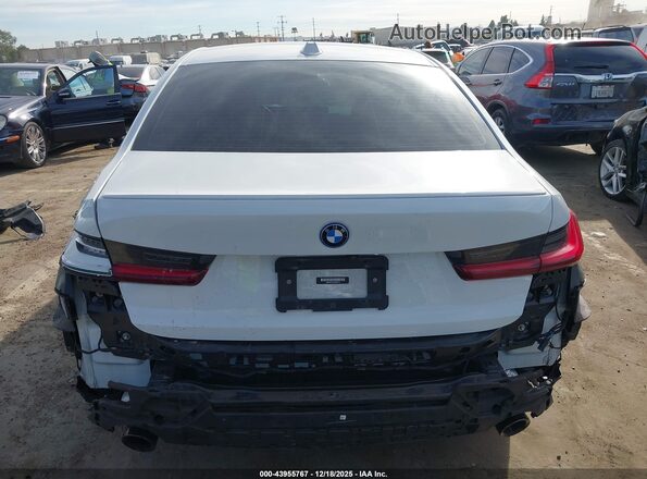 3MW39FF02P8C89764 2023 BMW 3 SERIES White 