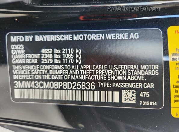 3MW43CM08P8D25836 2023 BMW M2 Black Vista del compartimento del motor