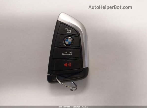 3MW49FF03P8D32786 2023 BMW 3 SERIES Gray Widok deski rozdzielczej