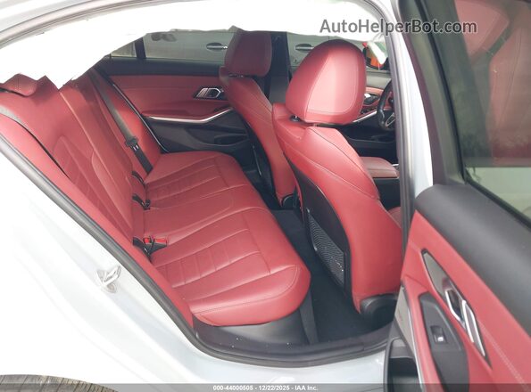 3MW49FF04P8D31775 2023 BMW 3 SERIES Gray VIN კოდის სტიკერის ხედი