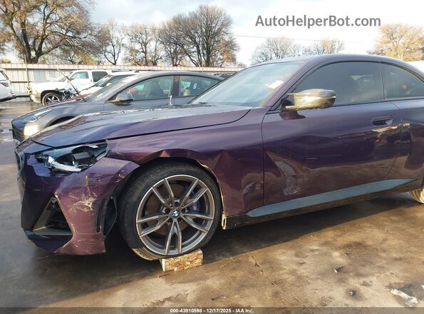 3MW53CM02N8C35731 2022 BMW M2 Purple Widok z przodu