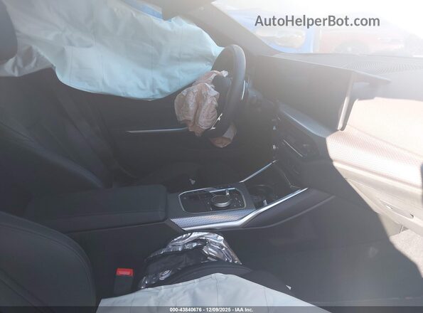 3MW59FT04S8F38071 2025 BMW M3 Gray Front interior view