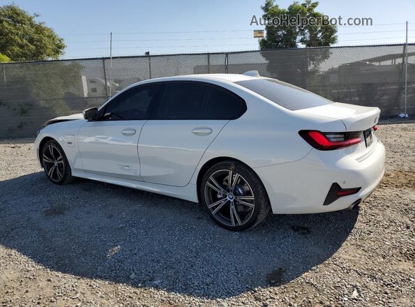 3MW5P7J02N8C28665 2022 BMW 3 SERIES White Rear left