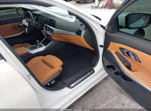 3MW5R1J06N8C52975 2022 BMW 3 SERIES White წინა სალონის ხედი