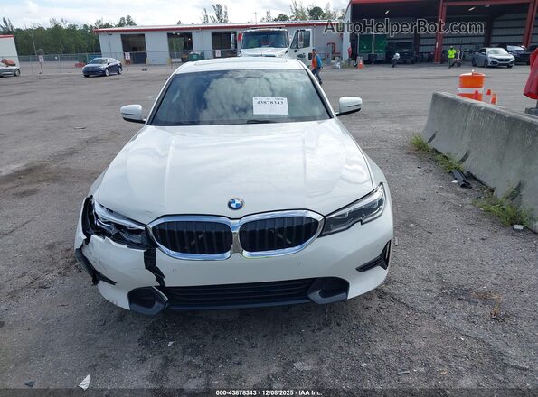 3MW5R1J06N8C52975 2022 BMW 3 SERIES White ხელსაწყოთა პანელის ხედი