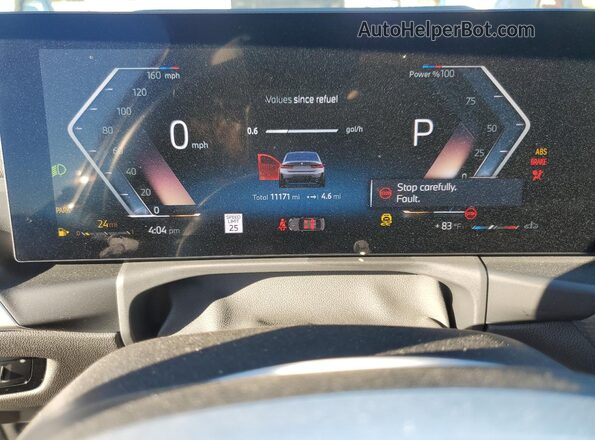 3MW69CW06S8F05006 2025 BMW 3 SERIES Серебряный Вид щитка приборов