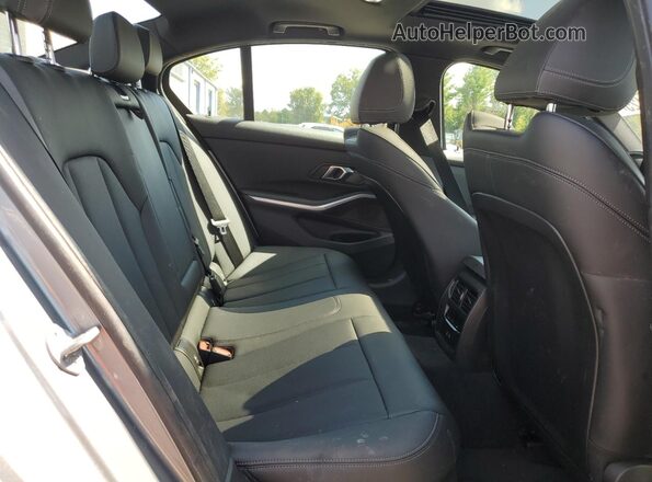 3MW69FF04R8E48459 2024 BMW 3 SERIES Silver Rear seats view