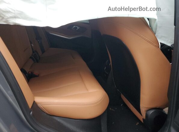 3MW69FF05R8D90684 2024 BMW 3 SERIES Gray Vista de los asientos traseros