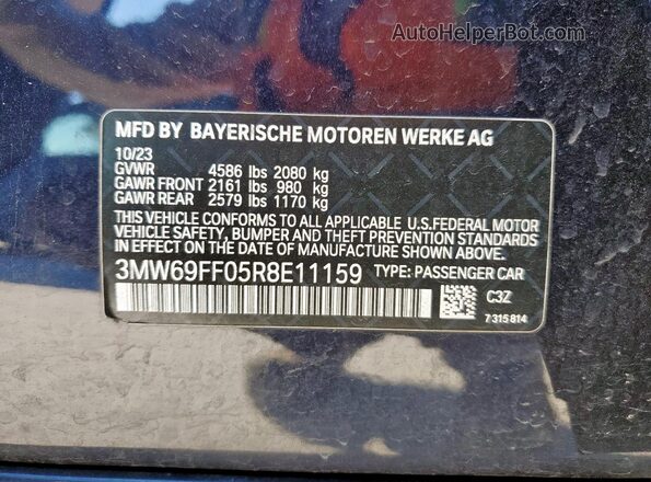 3MW69FF05R8E11159 2024 BMW 3 SERIES Blue Widok komory silnika