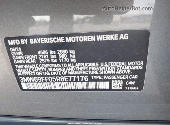 3MW69FF05R8E77176 2024 BMW 3 SERIES Gray Vista del compartimento del motor
