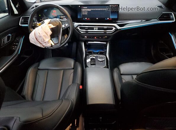 3MW69FF07P8D24005 2023 BMW 3 SERIES Gray Вид панелі приладів