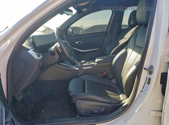 3MW69FF07R8E27587 2024 BMW 3 SERIES White Вид салону спереду