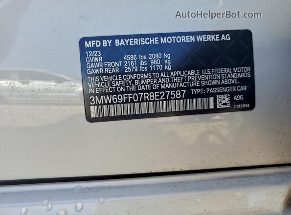 3MW69FF07R8E27587 2024 BMW 3 SERIES White Вид підкапотного простору