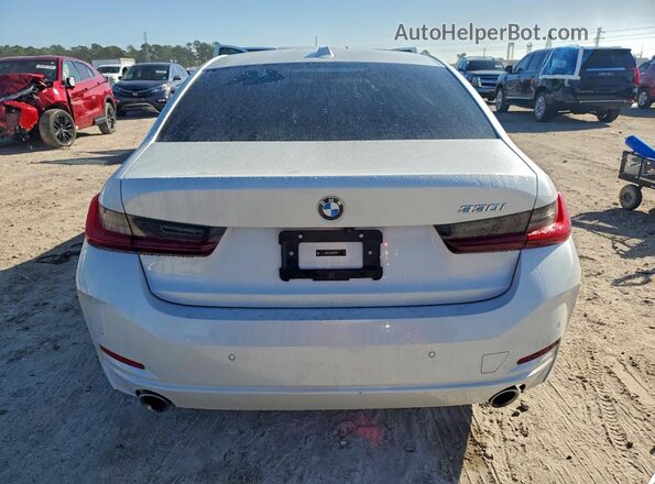 3MW69FF07R8E27587 2024 BMW 3 SERIES White Вид ззаду