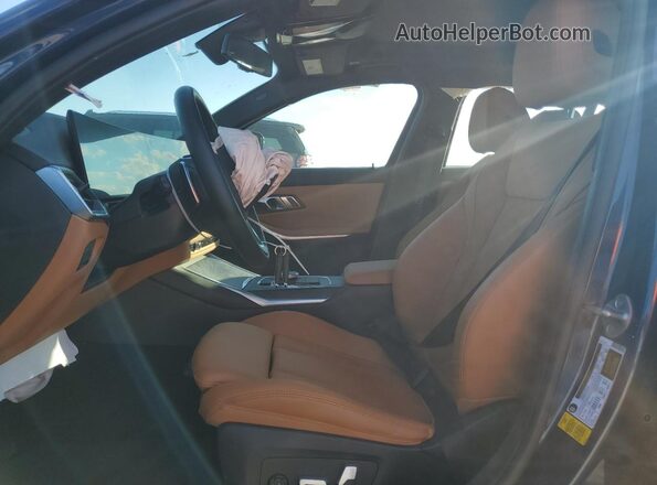 3MW69FF09P8D71861 2023 BMW 3 SERIES Blue Вид салону спереду