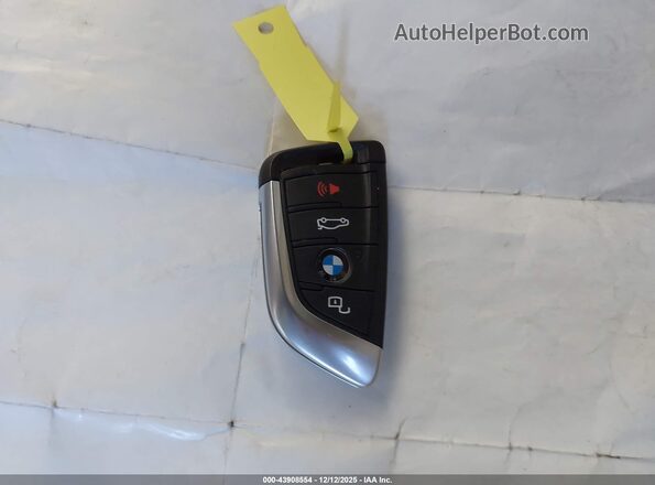 3MW89CW08S8F80119 2025 BMW 3 SERIES Black Dashboard view