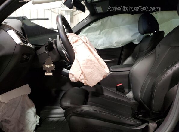 3MW89FF05R8E12918 2024 BMW 3 SERIES Black Front interior view