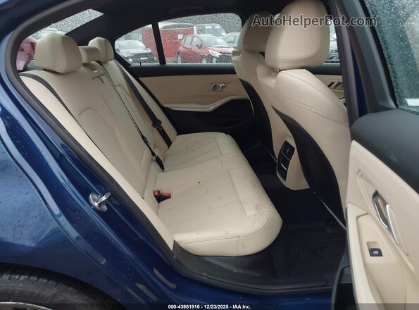 3MW89FF07R8E21975 2024 BMW 3 SERIES Dark Blue VIN კოდის სტიკერის ხედი