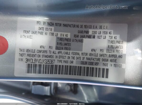 3MYDLBYV0JY325387 2018 TOYOTA YARIS IA Gray ძრავის განყოფილების ხედი