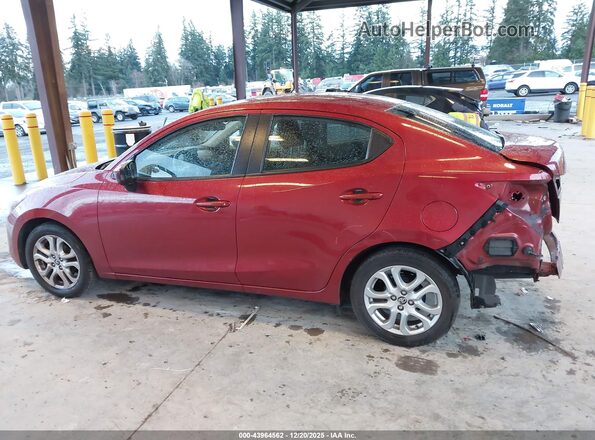 3MYDLBYV2JY304542 2018 TOYOTA YARIS IA Red 