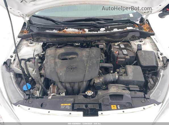 3MYDLBYV3JY326954 2018 TOYOTA YARIS IA Белый 