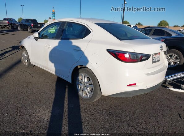 3MYDLBYV3JY330020 2018 TOYOTA YARIS IA White უკანა მარცხენა